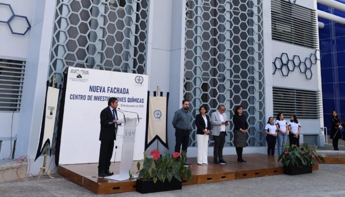 Inauguración fachada CIQ8