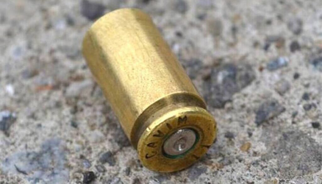 casquillo de bala percutido