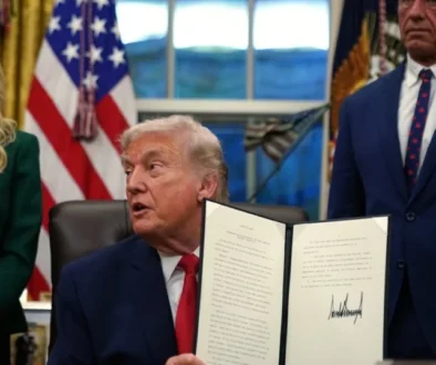 trump-firma-orden-ejecutiva-para-imponer-aranceles-a-paises-que-vendan-petroleo-a-cuba_8a2f2be8-50bd-4f33-aa90-4a8a560bea65_medialjnredespreviewcrop