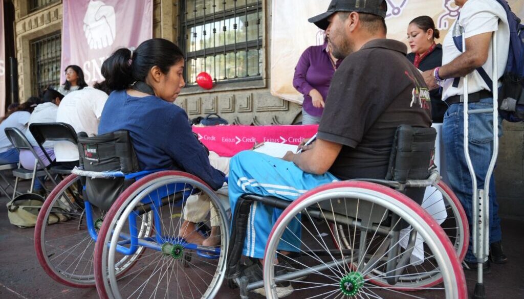 e28d74b5-426c-436a-a080-63c513fbea7f