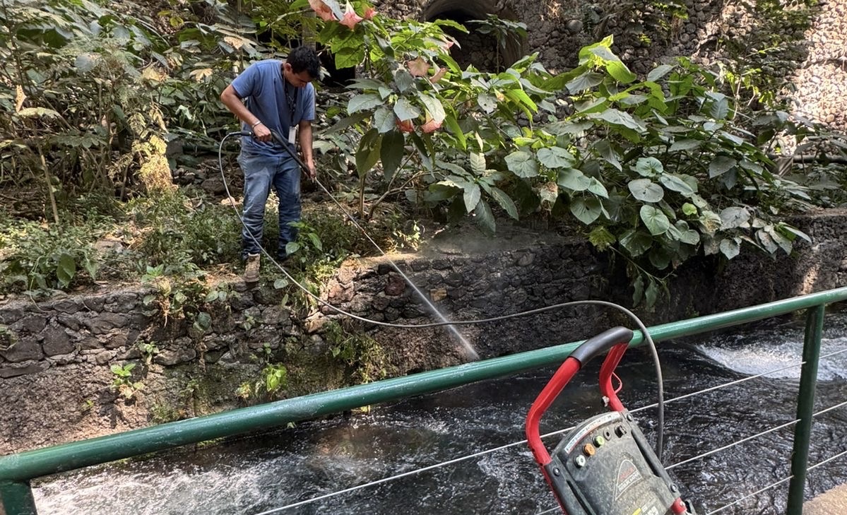 ATIENDE GOBIERNO DE MORELOS AFECTACIONES AL PARQUE BARRANCA CHAPULTEPEC GENERADAS POR DRENAJES EXTERNOS