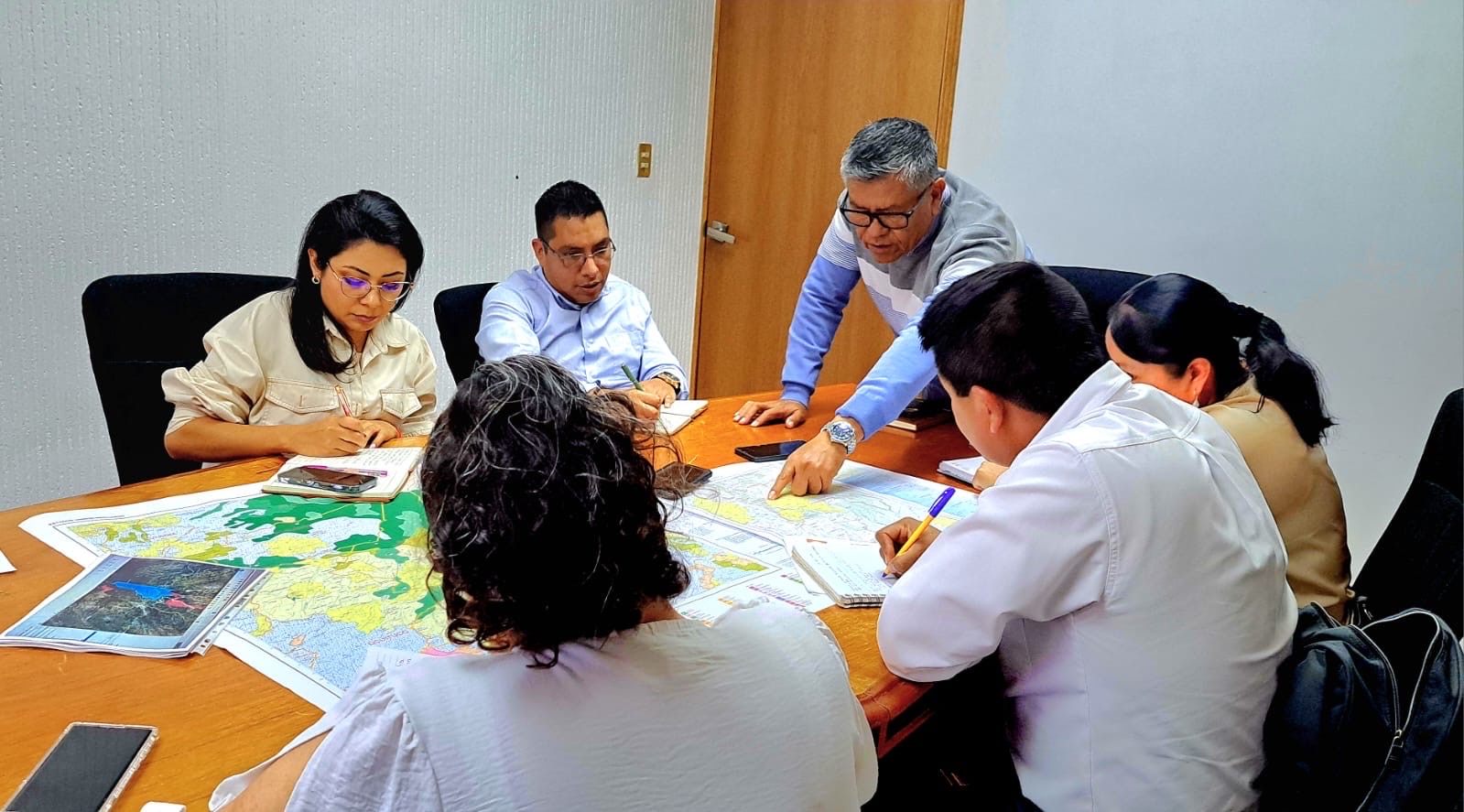 COINCIDEN GOBIERNO DEL ESTADO Y EL MUNICIPIO INDÍGENA DE HUEYAPAN TRABAJAR UNIDOS POR MORELOS