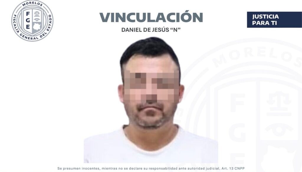 f4b92eb1-78e4-4b19-b49a-8eefdefc24a2