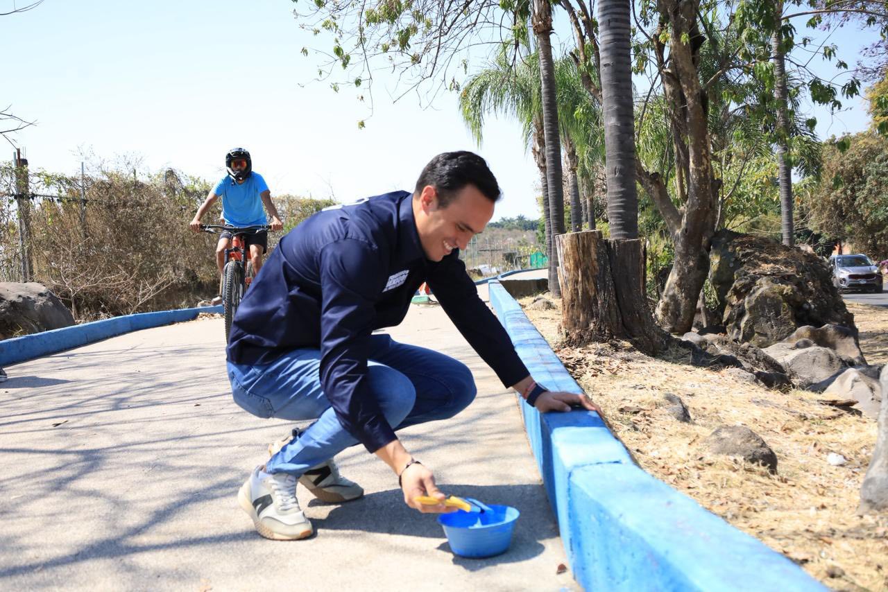 Vecinos y diputado del PAN revitalizan la ciclopista del Río Mayo en Cuernavaca mediante trabajo comunitario