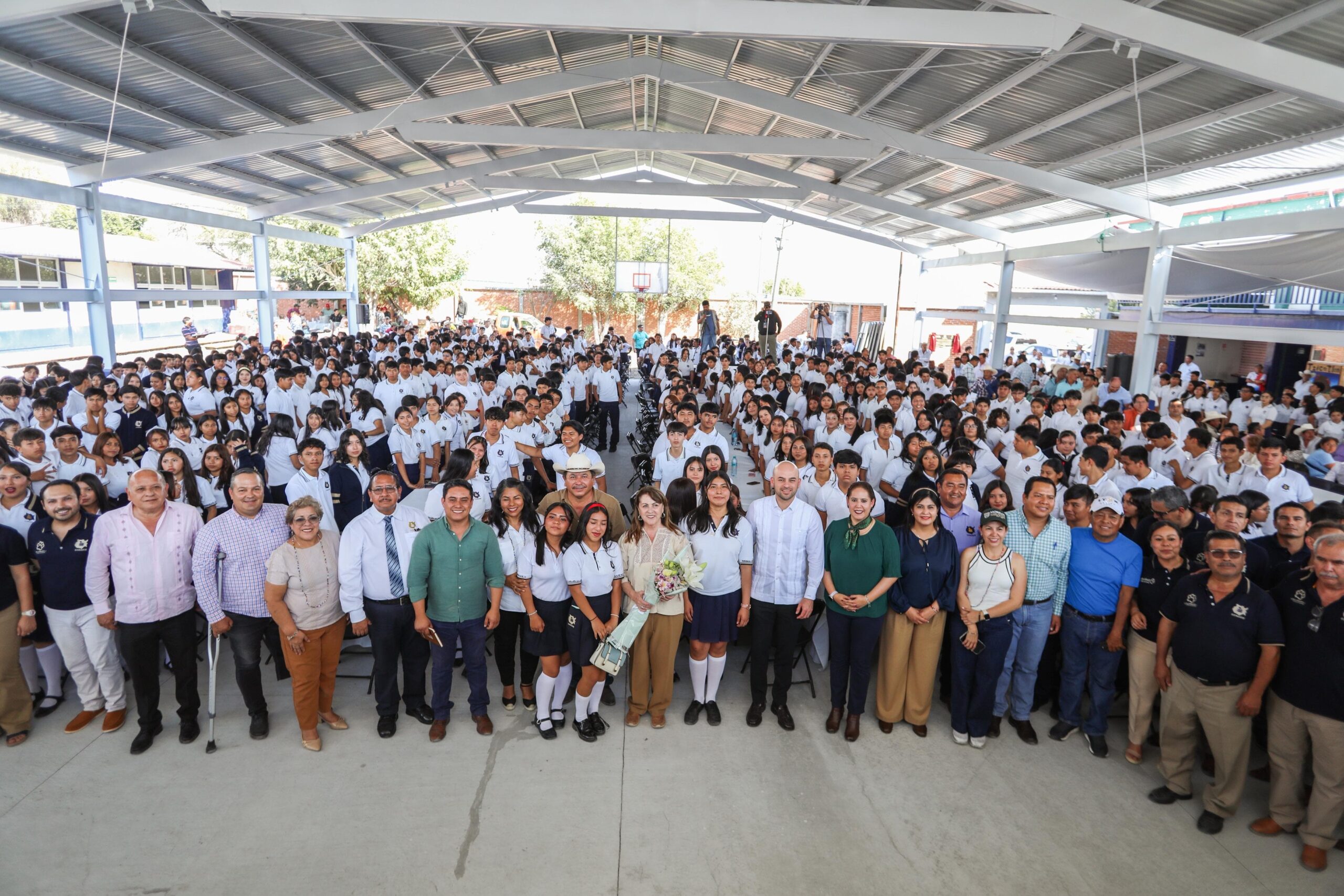 LOGRA SUMA DE VOLUNTADES ENTRE GOBIERNOS ESTATAL Y MUNICIPAL ATENDER REZAGO EN INFRAESTRUCTURA EDUCATIVA Y SOCIAL EN TEPALCINGO