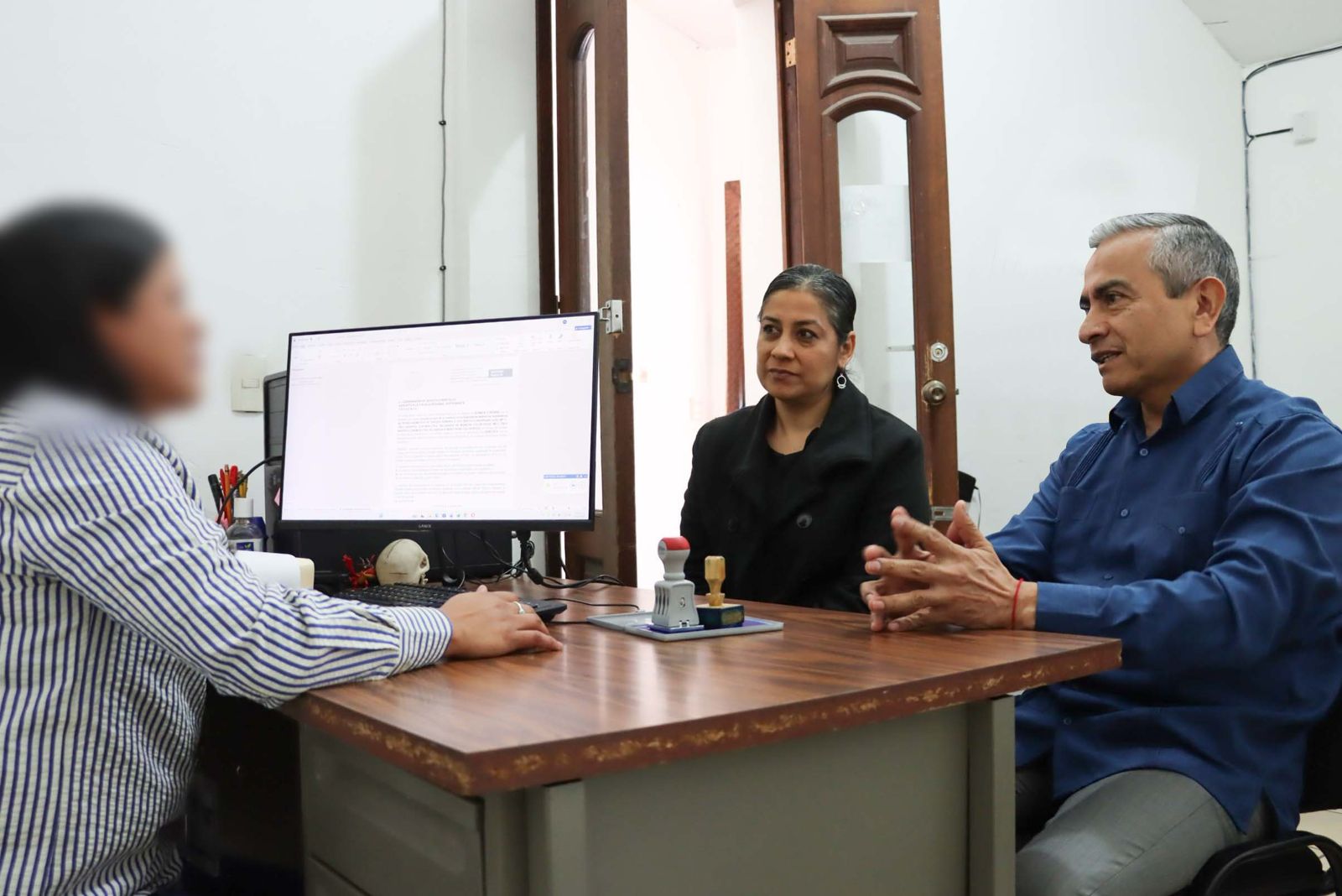 SUPERVISA FERNANDO BLUMENKRON INSTALACIONES DE LA AGENCIA DEL MINISTERIO PÚBLICO DE PUENTE DE IXTLA