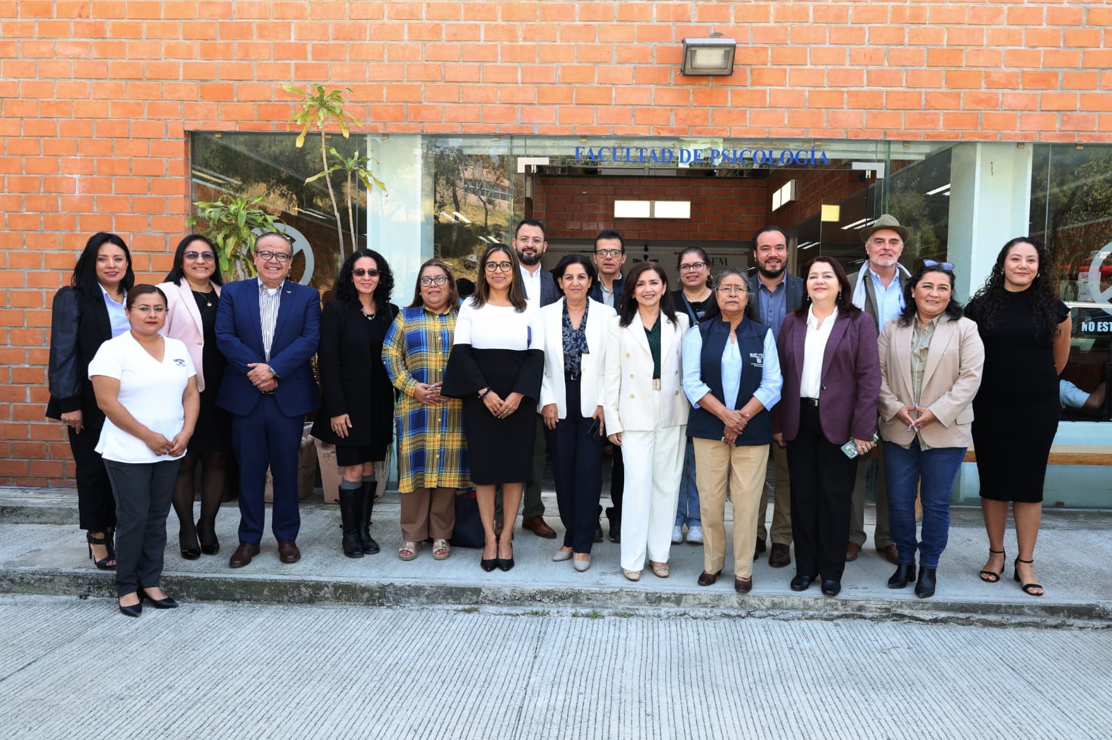 Presenta directora de la Facultad de Psicología su tercer informe de actividades