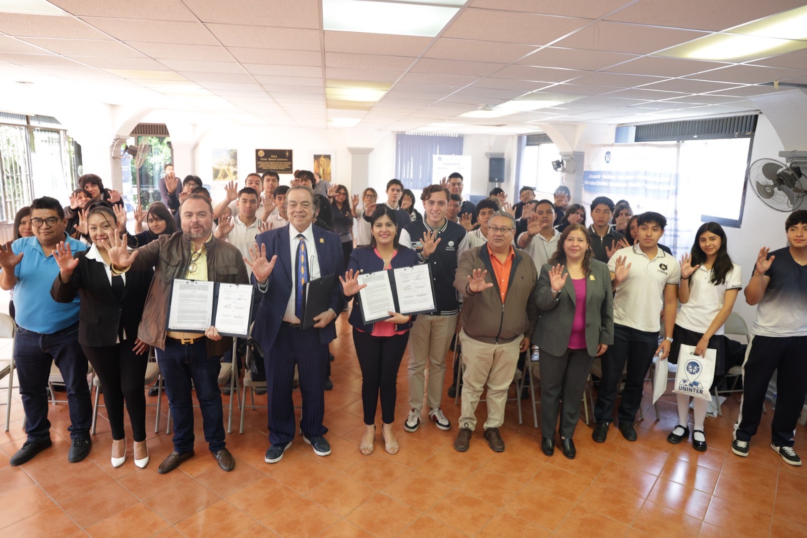 COMPROMETIDO COBAEM CON LA FORMACIÓN PROFESIONAL DE LA COMUNIDAD ESTUDIANTIL