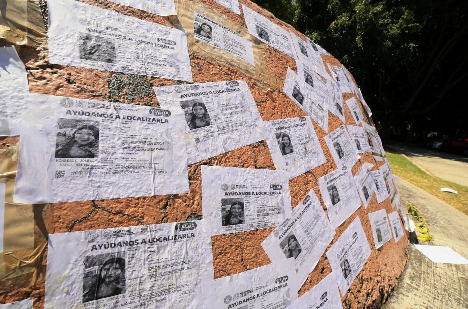 EN ESPERA DE LA VERDAD, CON EL ECO DE LA PROTESTA