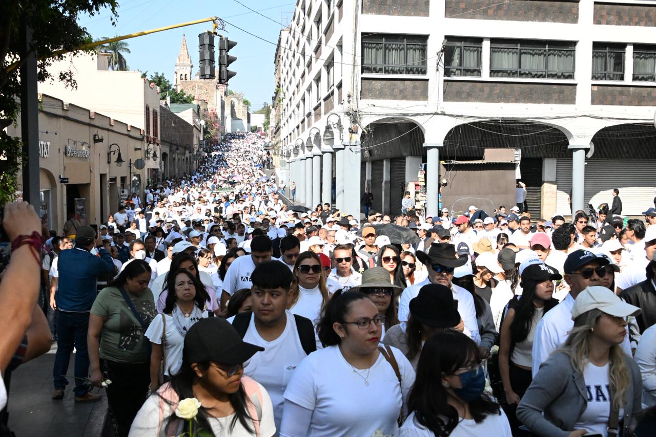FEMINICIDIO DE KIMBERLY EN LA UAEM: CRISIS DE INSEGURIDAD, RABIA ESTUDIANTIL Y CLAMOR POR LA DESTITUCIÓN DE LA RECTORA