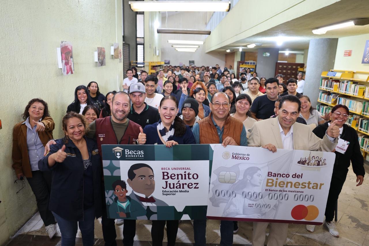 CONCLUYE SECRETARÍA DE EDUCACIÓN ENTREGA DE TARJETAS DE BECAS “BENITO JUÁREZ” A ESTUDIANTES DE PREPARATORIA ABIERTA