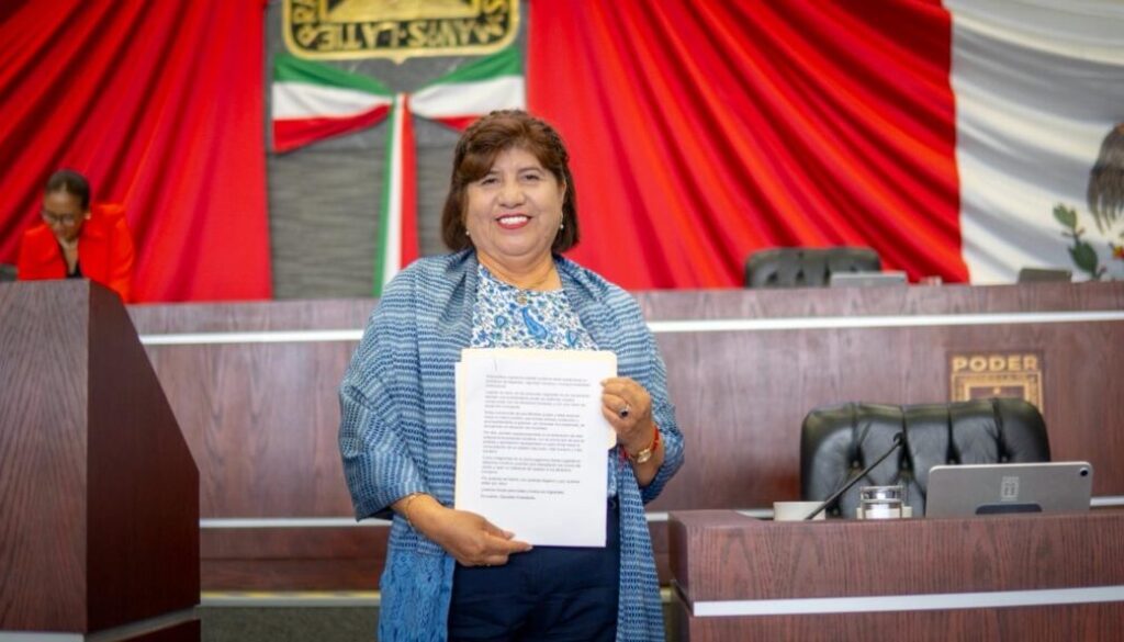 e5c776df-0ffd-4c5c-b733-6d8e4932ed2f