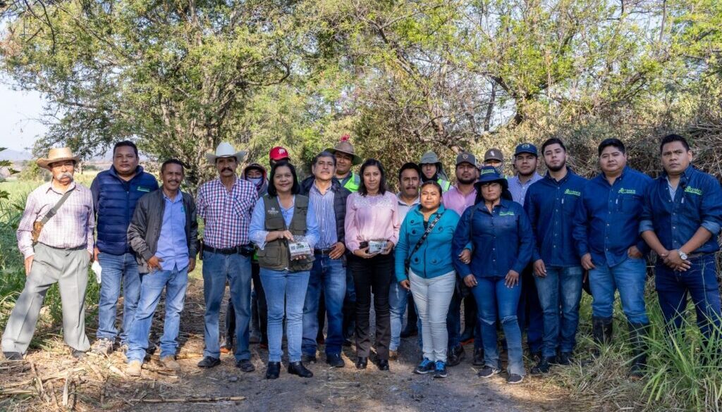 2b86c5fa-9d7b-45f3-89d3-8fa57e430226