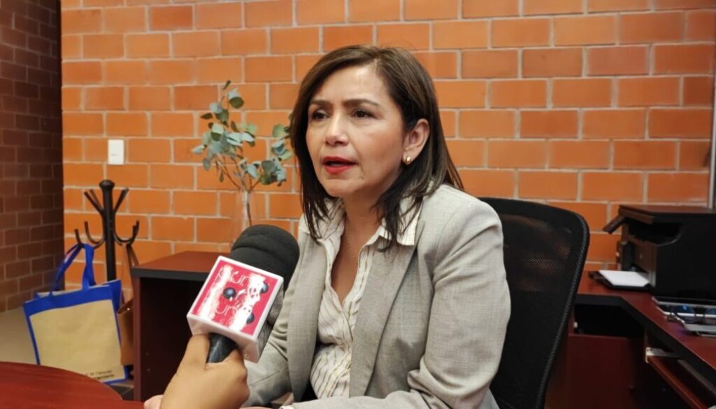 Viridiana-Leon-aspirante-a-la-rectoria