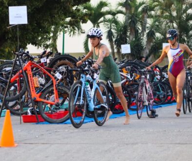 90492972-8b35-44d3-a20b-9327638d602b