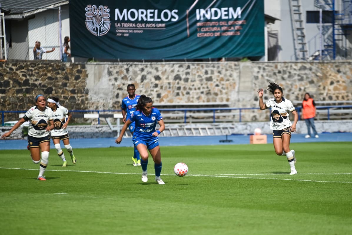 REÚNE PARTIDO ENTRE CRUZ AZUL Y PUMAS FEMENIL A CIENTOS DE ASISTENTES Y SE FORTALECE LA CONVIVENCIA FAMILIAR EN MORELOS