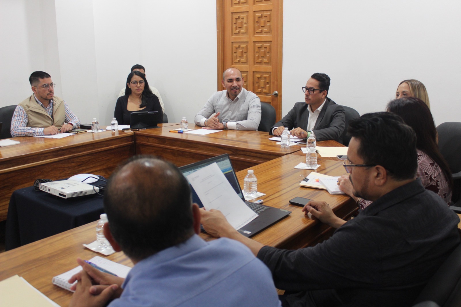 PRIVILEGIA PODER EJECUTIVO DIÁLOGO CON SINDICATO DE TRABAJADORES