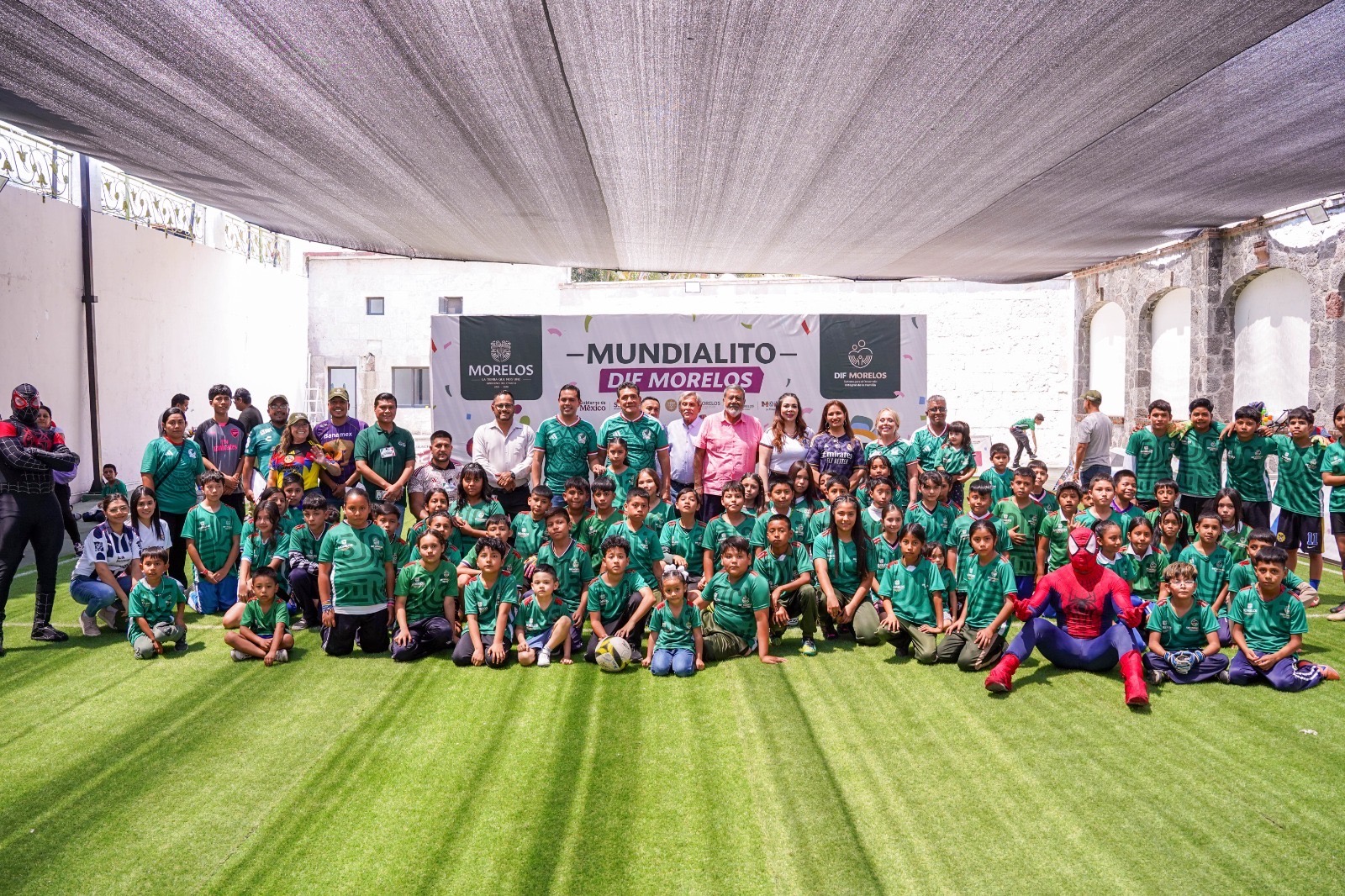 PROMUEVE SEDIF LA CONVIVENCIA FAMILIAR CON TERCERA RONDA DEL MUNDIALITO