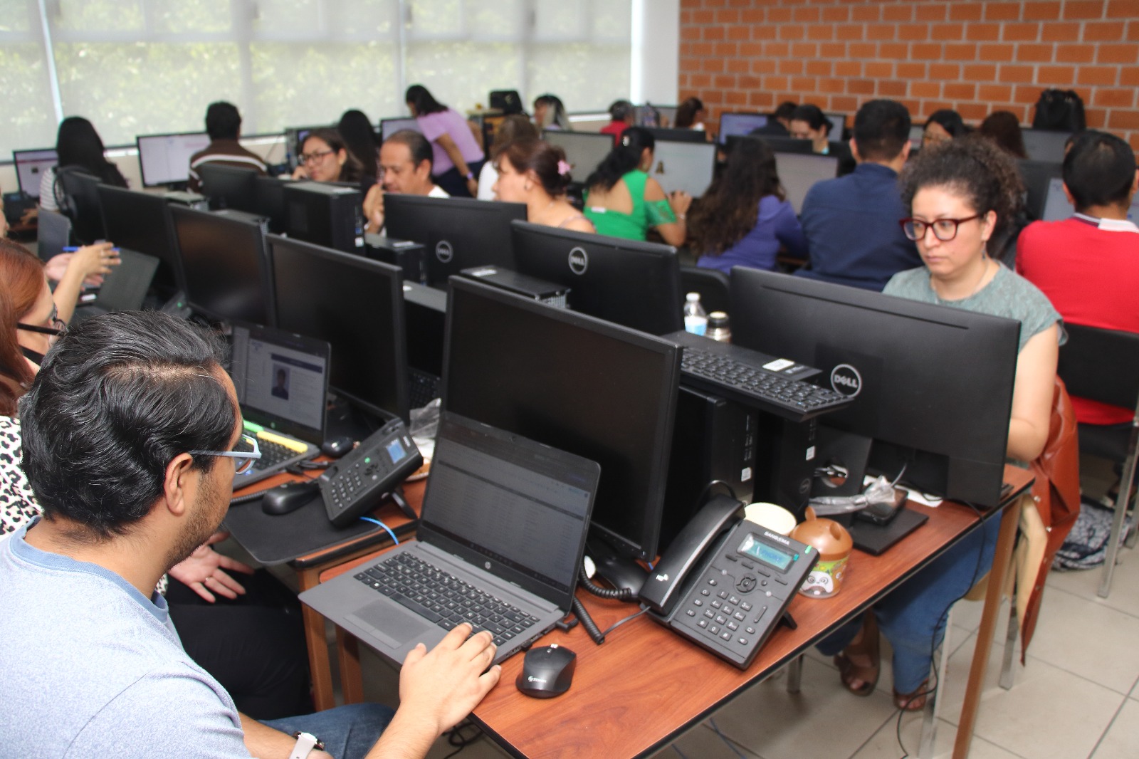 Capacita UAEM a examinadores para el proceso de admisión