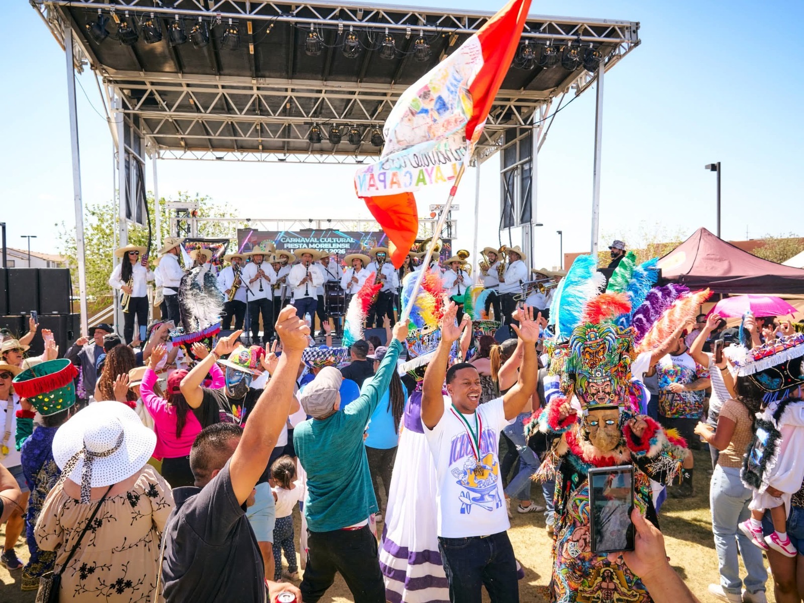 RECONOCE GOBIERNO ESTATAL A COMUNIDADES MIGRANTES QUE PRESERVAN LAS TRADICIONES DE “LA TIERRA QUE NOS UNE”, MÁS ALLÁ DE LAS FRONTERAS