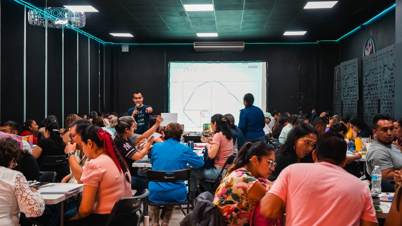 CAPACITA GOBIERNO DE MORELOS A DOCENTES CON INTELIGENCIA ARTIFICIAL PARA FORTALECER LA ENSEÑANZA