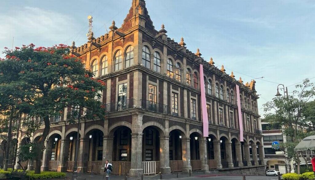 palacio-de-gobierno-en-cuernavaca-morelos-1-1024x640
