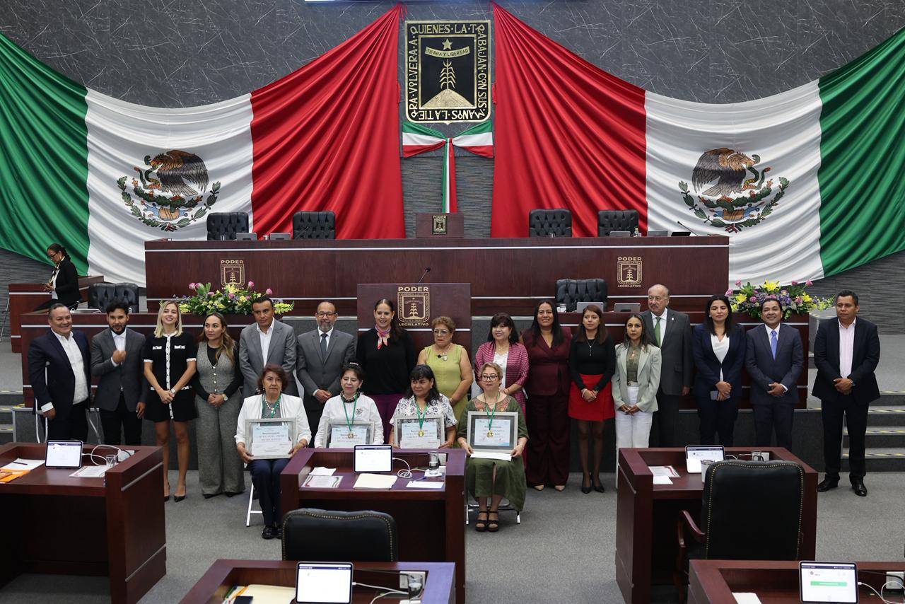 ATESTIGUA GOBIERNO DE MORELOS ENTREGA DE LA PRESEA AL MÉRITO DOCENTE “PROFESOR Y GENERAL OTILIO MONTAÑO SÁNCHEZ” 2026