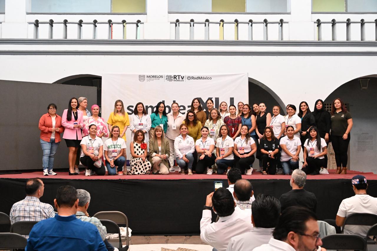 Impulsan contenidos igualitarios para radio y televisión