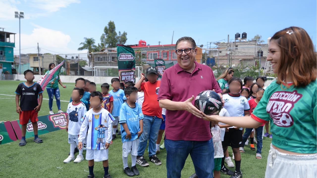 EL MUNDIAL SOCIAL LLEGA A LA ESTACIÓN Y REÚNE A FAMILIAS EN TORNO AL DEPORTE