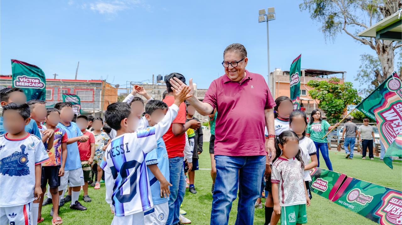 EL MUNDIAL SOCIAL LLEGA A LA ESTACIÓN Y REÚNE A FAMILIAS EN TORNO AL DEPORTE