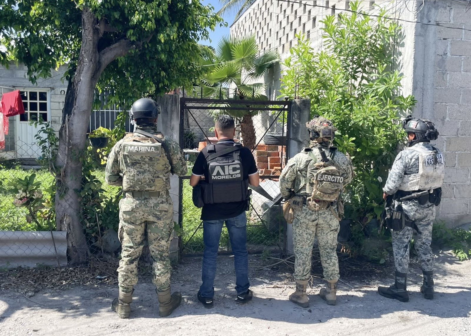 AIC CATEA VIVIENDA EN TLALTIZAPÁN, PRESUNTAMENTE USADA PARA DISTRIBUIR DROGAS