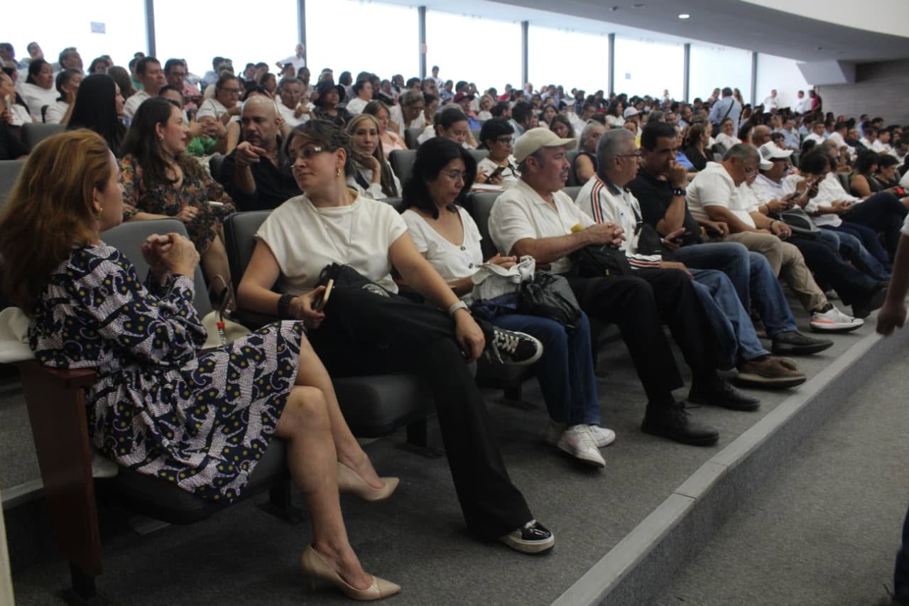 Protestas marcan cierre del periodo ordinario de sesiones en el Congreso; nunca figuraron en el orden del día reformas a la Ley del Servicio Civil, ni lo relacionado a pensiones