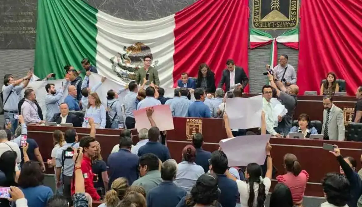 CongresoMorelosprotesta2
