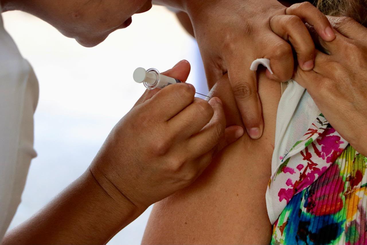 LLAMAN AUTORIDADES DE SALUD A NO BAJAR LA GUARDIA CONTRA EL SARAMPIÓN DURANTE LAS VACACIONES