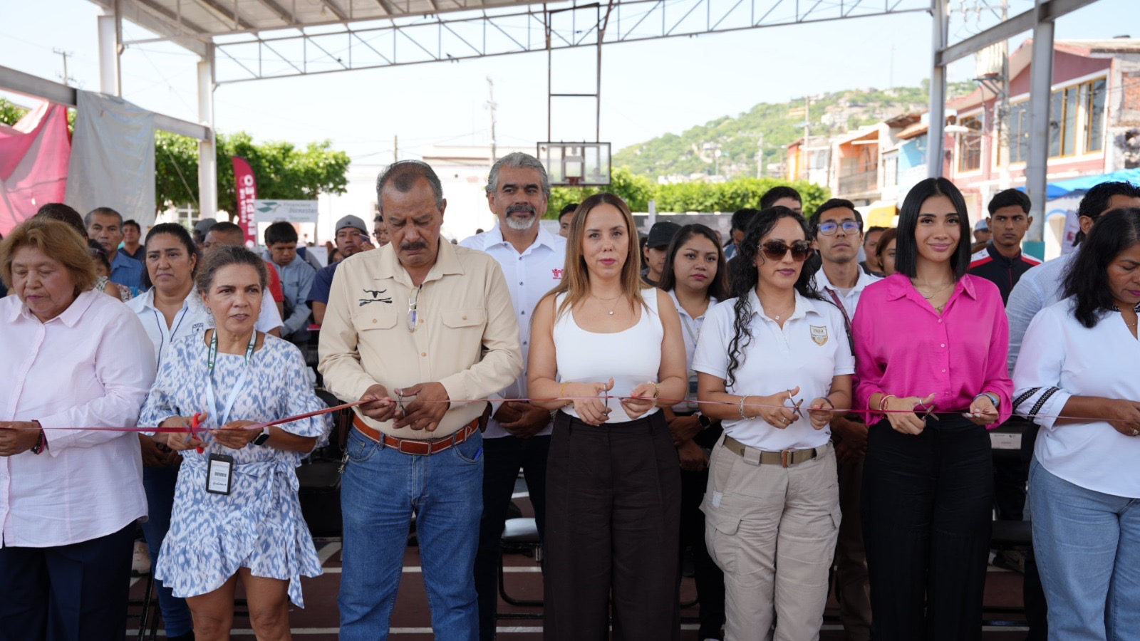 REALIZA GOBIERNO DE MORELOS LA PRIMERA FERIA DE EMPLEO EN TEPALCINGO