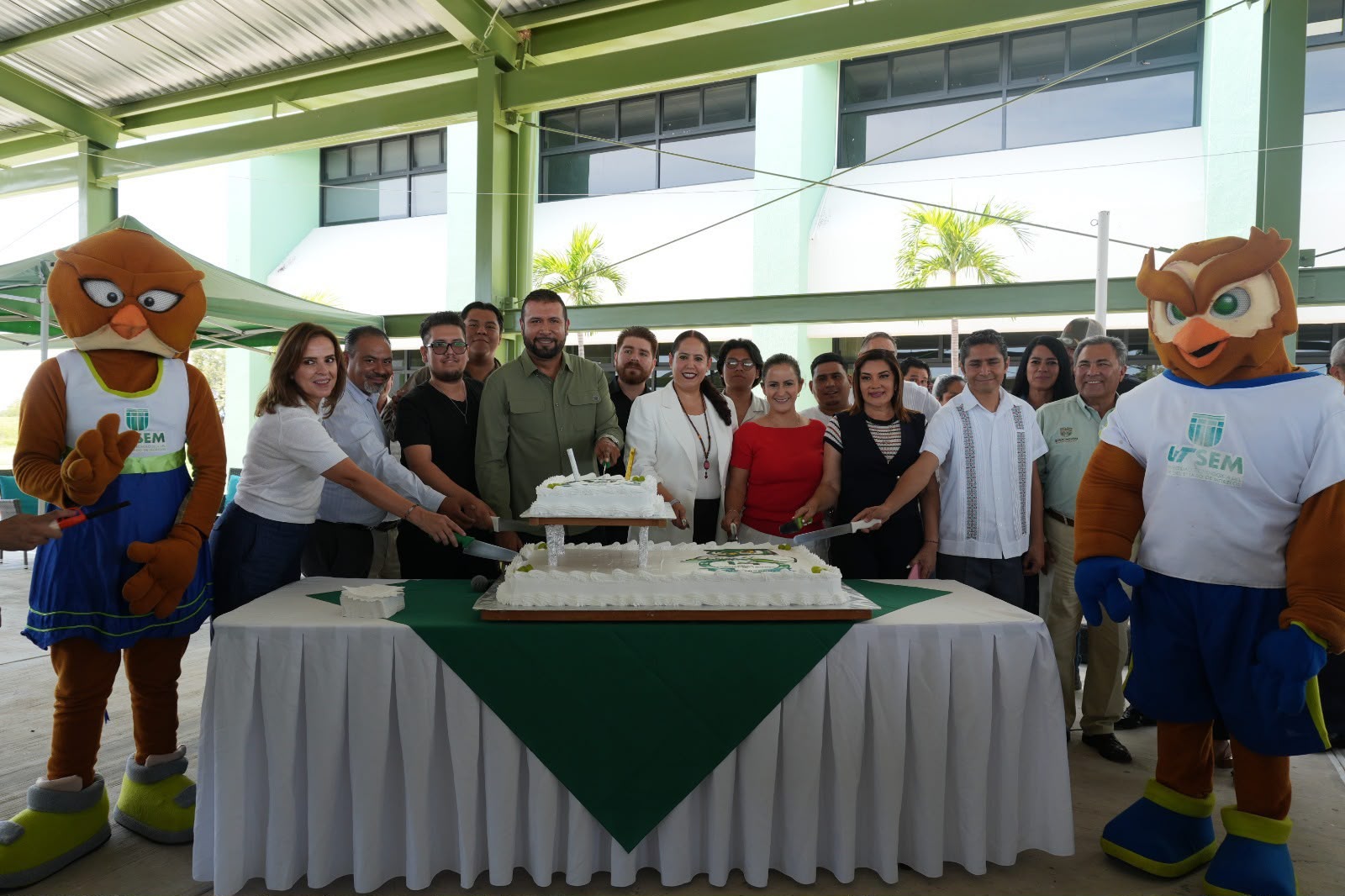CELEBRA SECRETARÍA DE EDUCACIÓN 14 ANIVERSARIO DE LA UTSEM