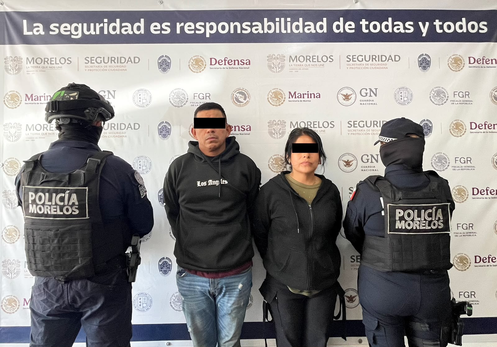 Detienen a dos personas tras robo a tienda de conveniencia en Temixco
