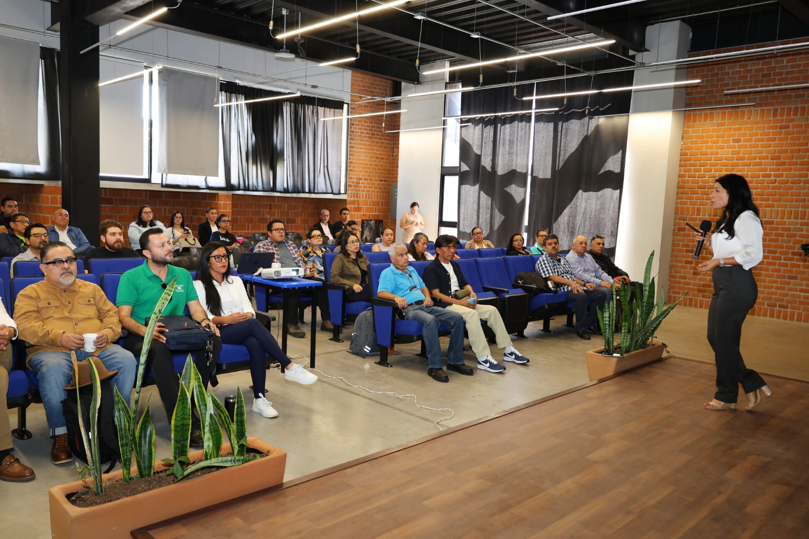 Realiza UAEM la semana de capacitación docente