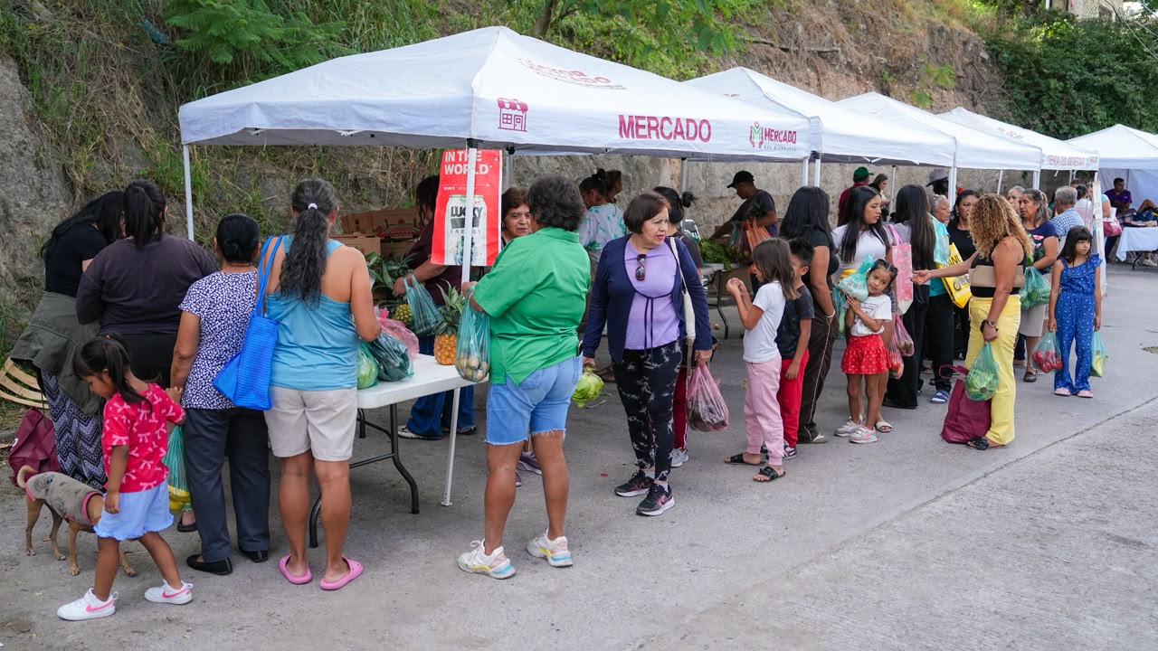 LLEGA EL MERCADO DEL BIENESTAR A LA COLONIA ADOLFO LÓPEZ MATEOS