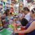 Bajo-presion-los-padres-de-familia-por-compra-de-utiles-escolares2