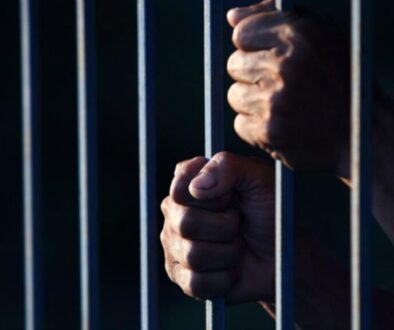 tlmd-tras-las-rejas-prision-carcel-generica-shutterstock_222513775