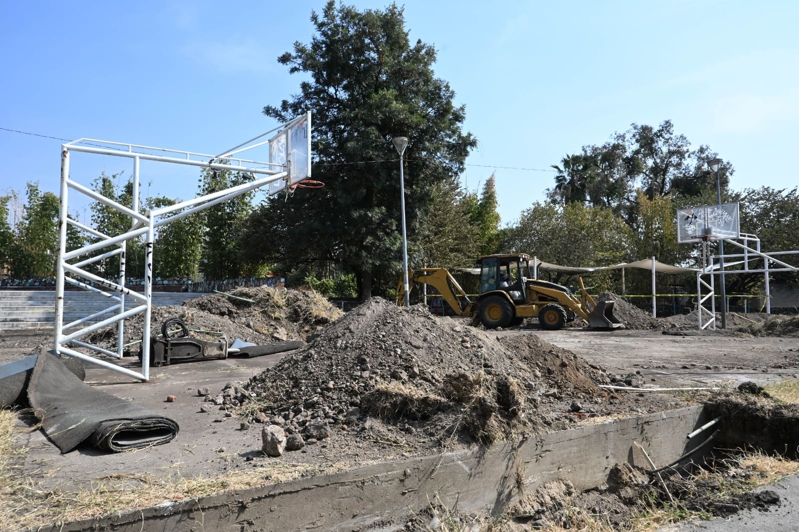 Es poco el amor y lo quieren matar con celos: a cuatro meses de cerrar 2026, la mitad de obras FISE Morelos sigue en licitación