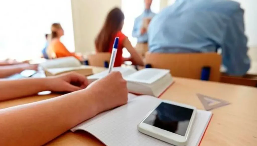 prohibir-celulares-escuela