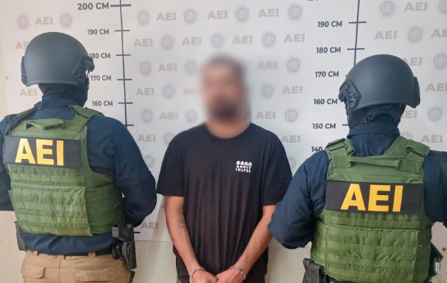 Familias de los surfistas asesinados en Baja California llegan a Ensenada para exigir justicia