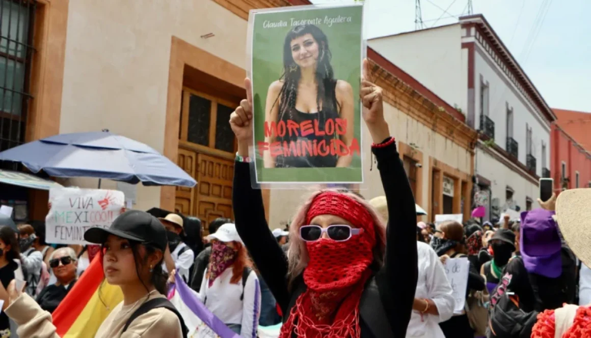 Venimos-a-estudiar-no-a-desaparecer_-estudiantes-marchan-en-Cuernavaca-para-exigir-justicia-por-Claudia-Tacoronte-3