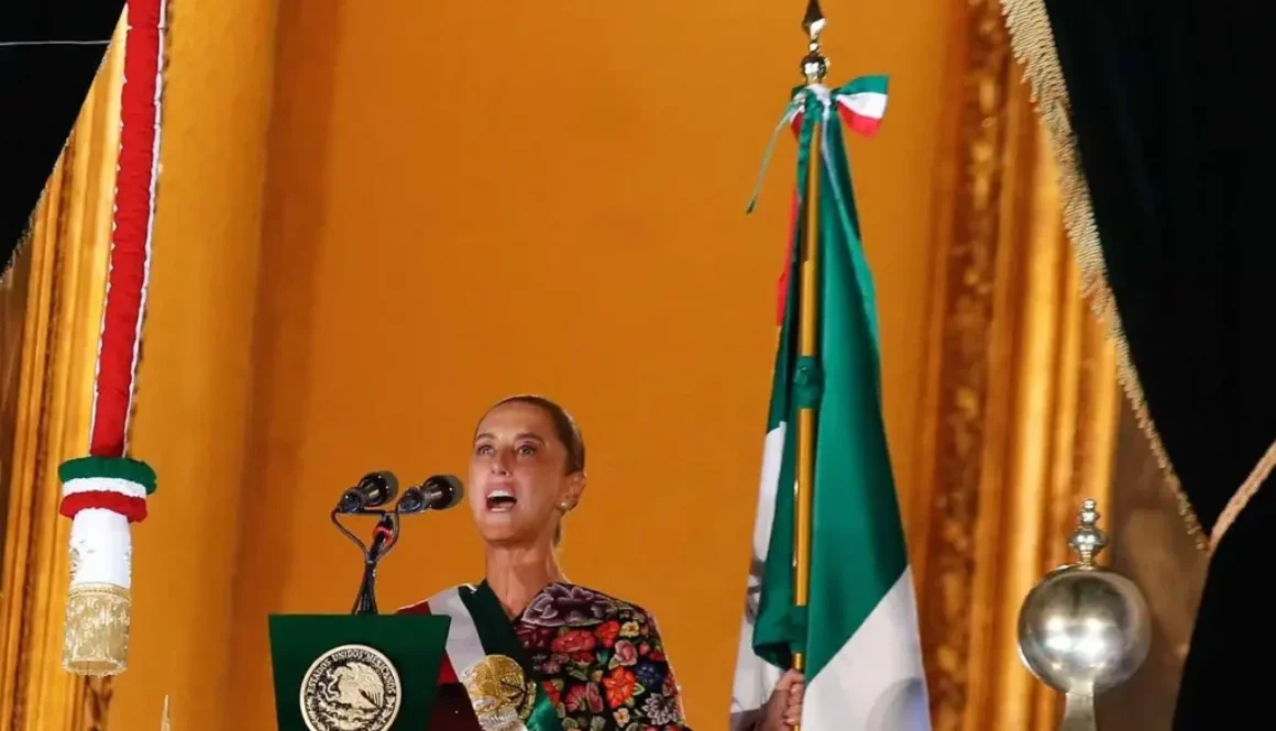 claudia-sheinbaum-cimbra-al-zocalo-con-su-segundo-grito-de-independencia_c5a076d7-2f26-4649-ab21-4245f1a2a81d_media