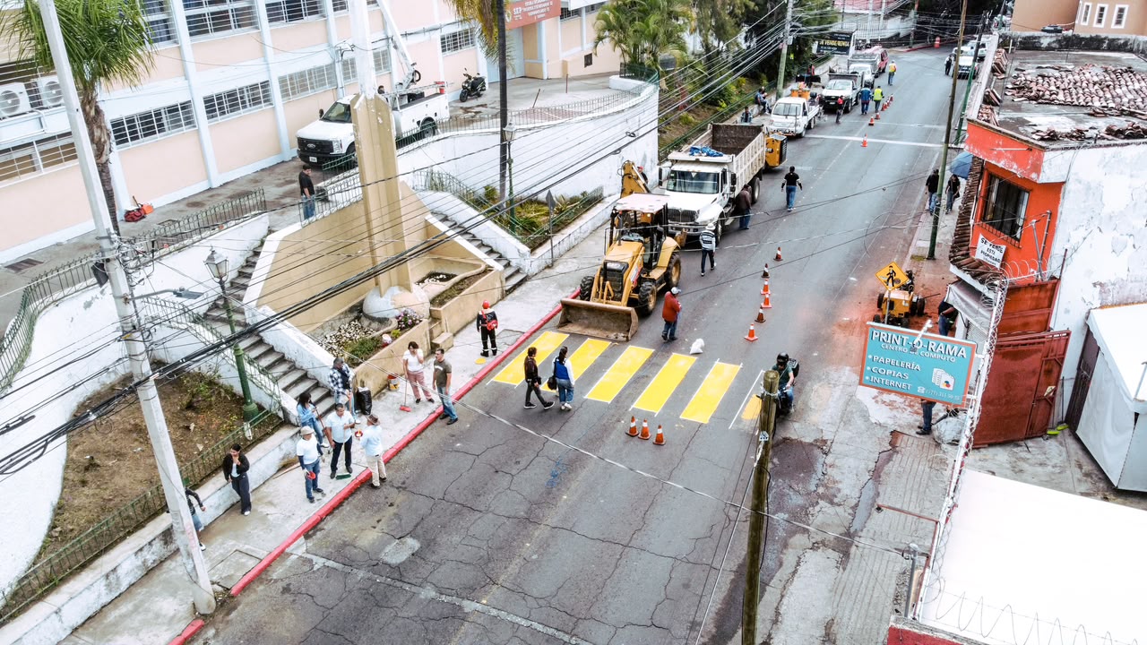Cuernavaca refuerza limpieza y mantenimiento de espacios públicos con jornada comunitaria en Miraval