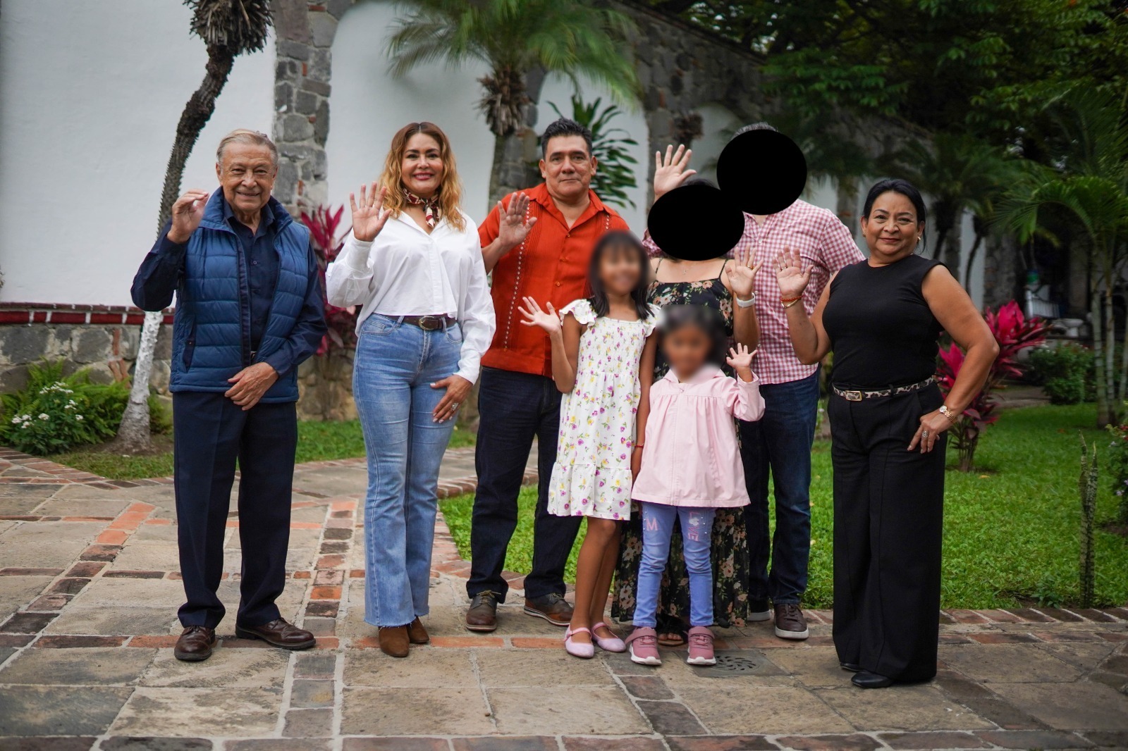 SEDIF concreta adopción de una niña y una adolescente y garantiza su derecho a vivir en familia