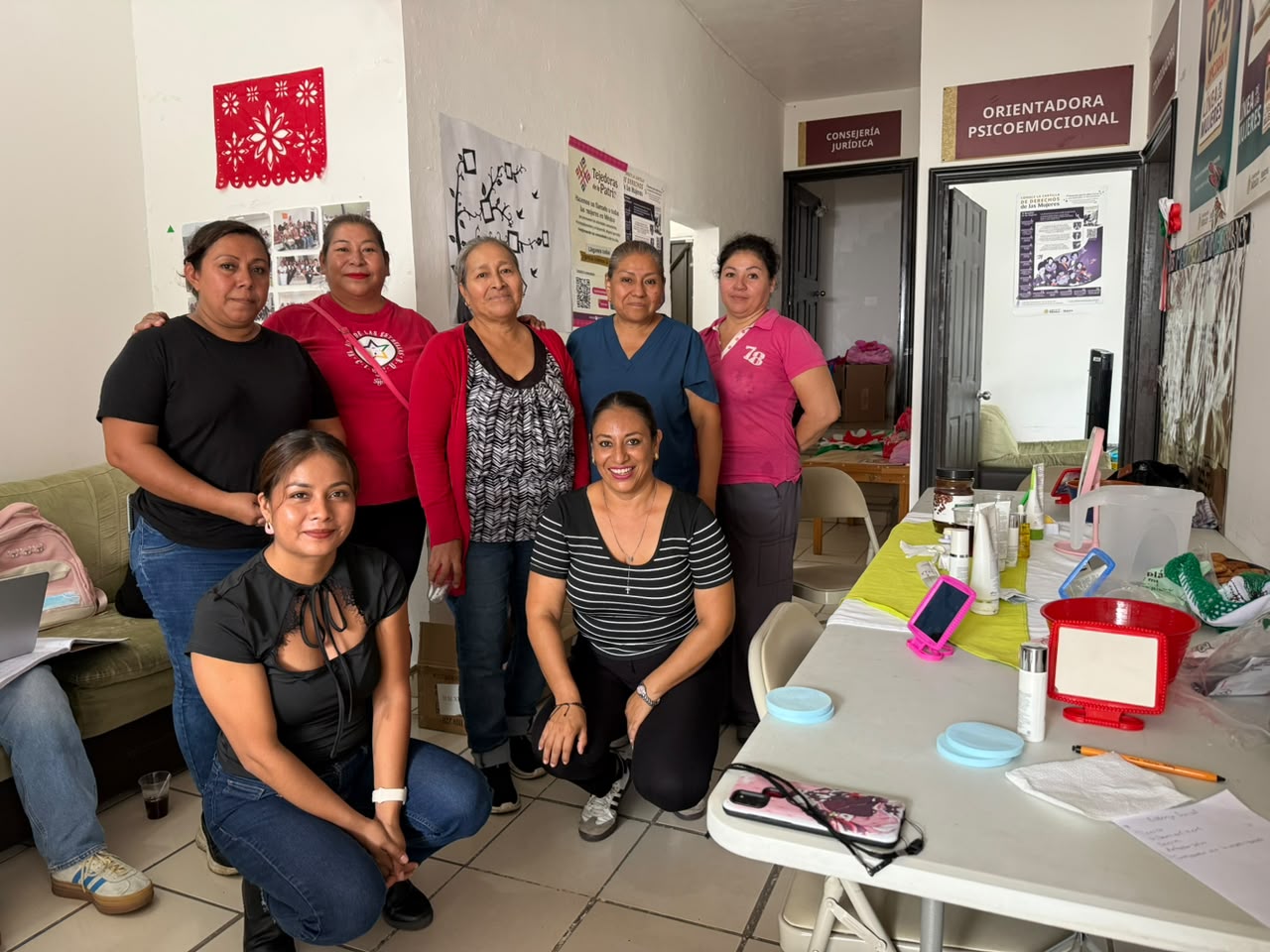 Centro LIBRE Temixco impulsa emprendimiento y prevención de violencias con talleres para mujeres y familias
