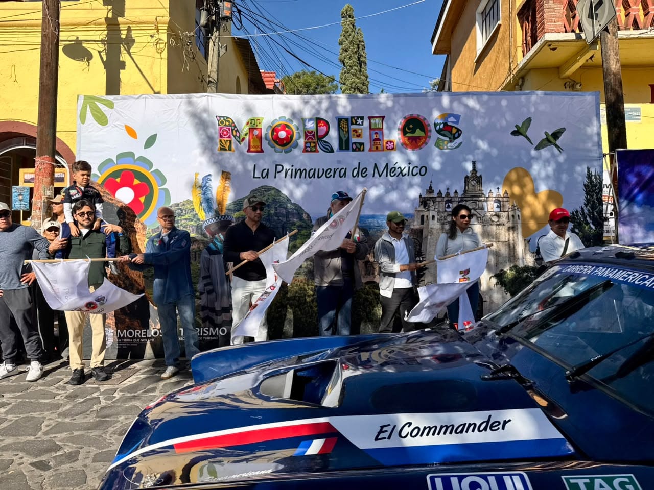 Tepoztlán recibe por primera vez a La Carrera Panamericana con vehículos clásicos y pilotos internacionales